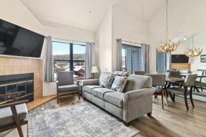 Heart of Breck Condo with Loft Breathtaking Views Breckenridge